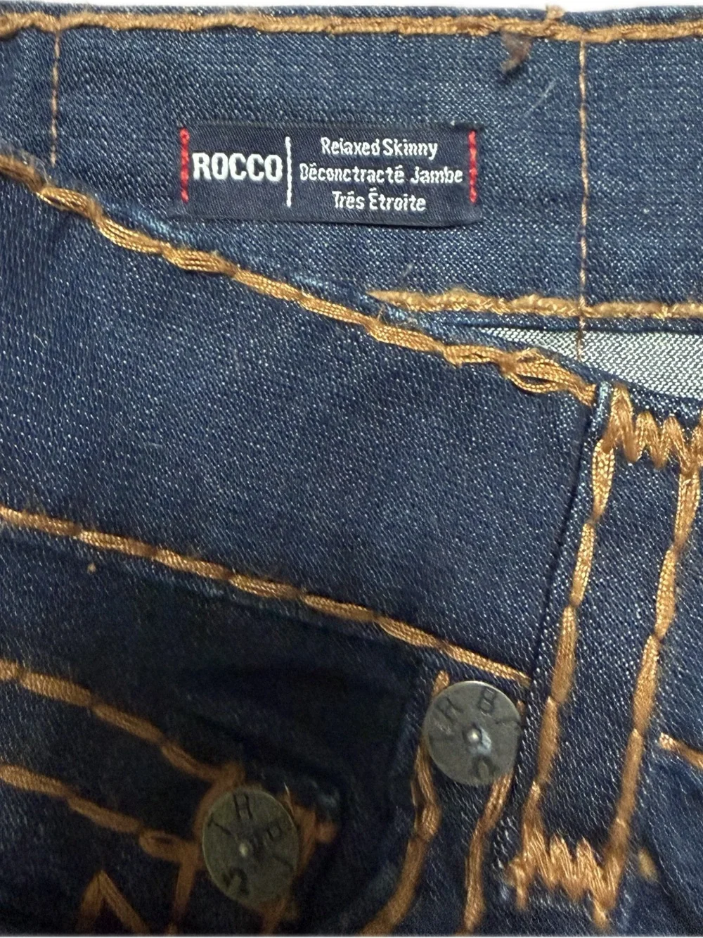 TRUE RELIGION Dark Indigo Rocco 29” Jeans with Contrast Stitching
